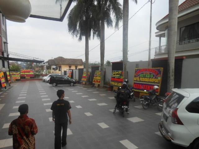 Feodora Airport Hotel Palembang Eksteriør billede