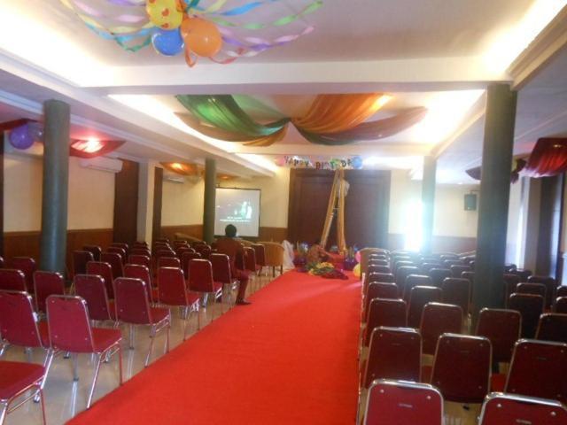 Feodora Airport Hotel Palembang Eksteriør billede