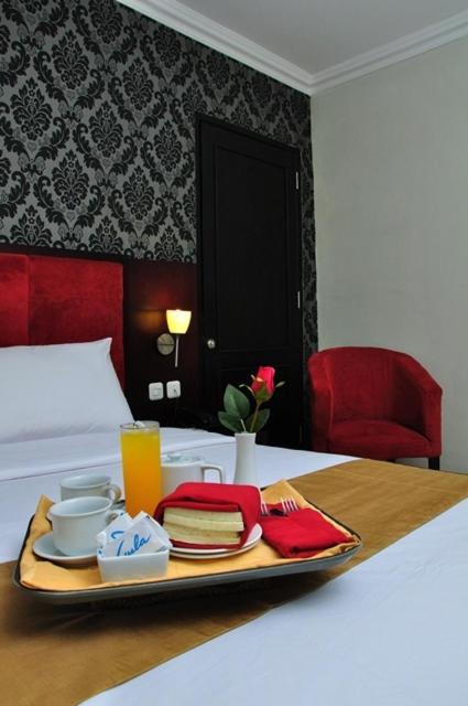 Feodora Airport Hotel Palembang Værelse billede