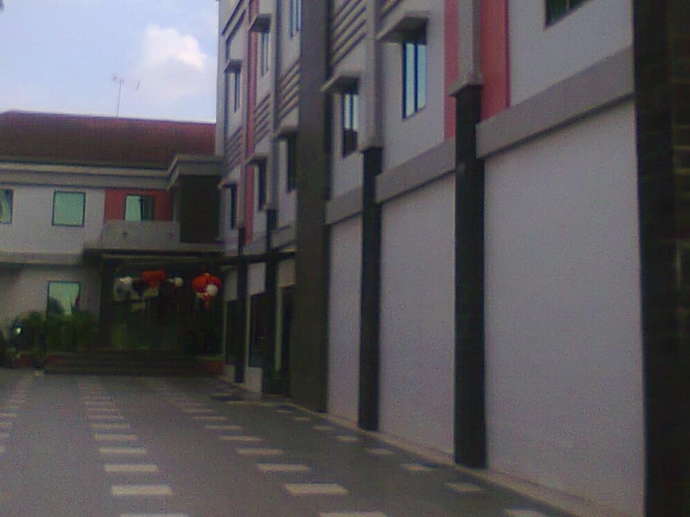 Feodora Airport Hotel Palembang Eksteriør billede