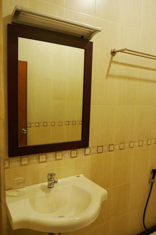 Feodora Airport Hotel Palembang Værelse billede