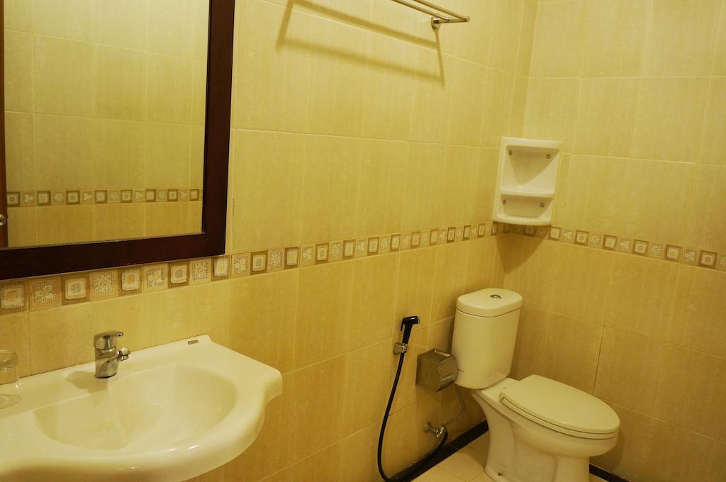 Feodora Airport Hotel Palembang Værelse billede
